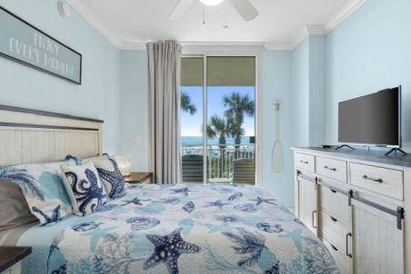 Guest bedroom opening to patio