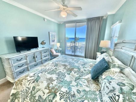 Waterscape A302 Master Bedroom