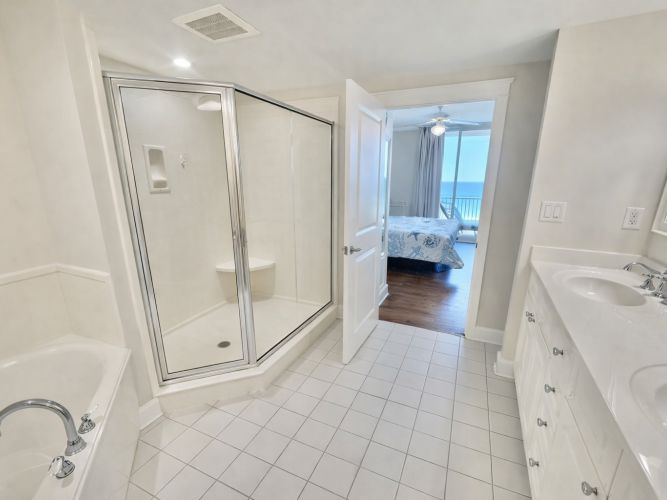 Waterscape A503 Master Bathroom