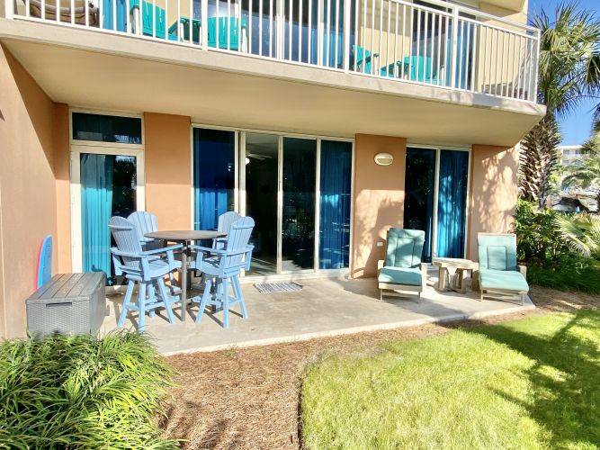 Step-off Patio with beach toys and seating