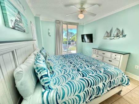 Master Bedroom, King Bed