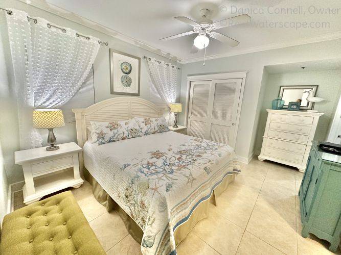 Master Bedroom, King Bed