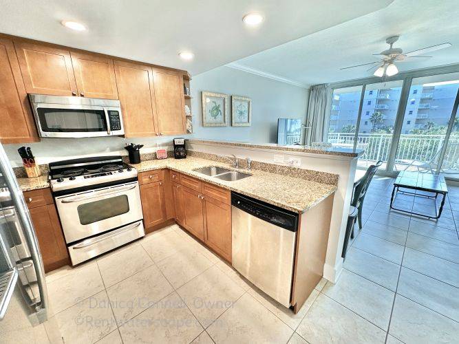 Fully Stocked Kitchen