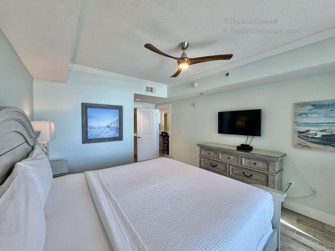 Waterscape B402 Master Bedroom