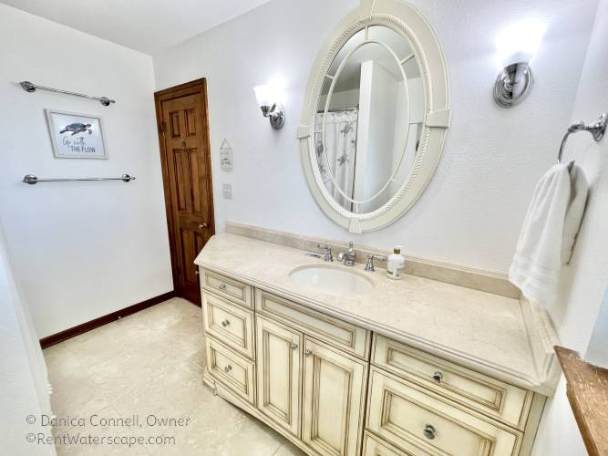 Master Bath, Tub & Shower