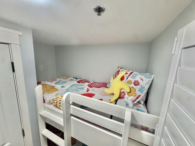 Bunkroom Area