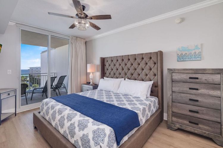 Waterscape C601 Master Bedroom